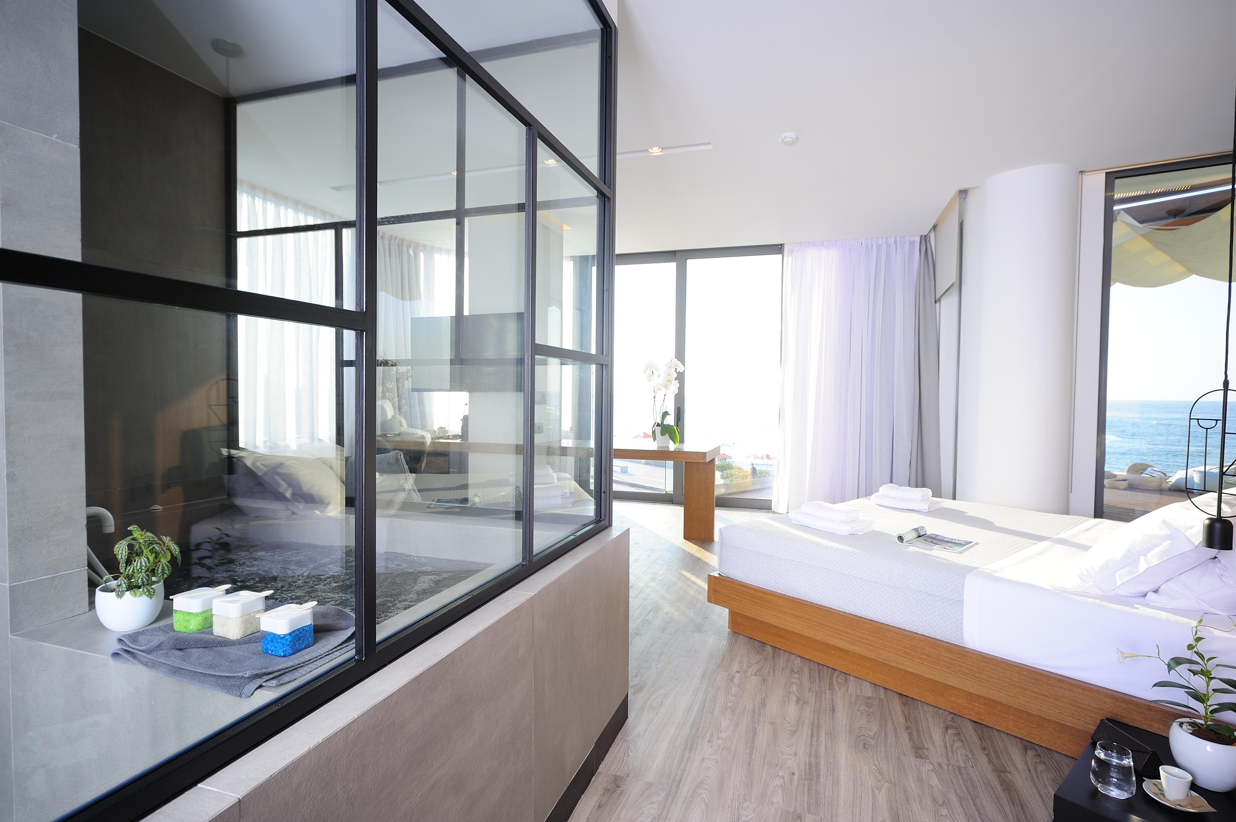 Dyo Suites Luxury Boutique Hotel Rethymno Crete - Iridium Suite